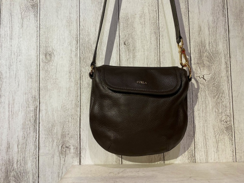 ドメスティックブランドのFURLA