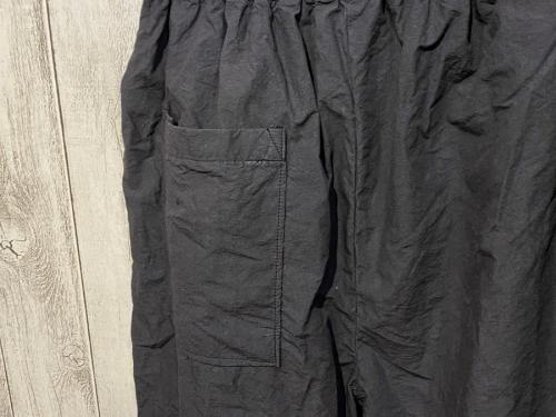 ナカガワマサシチショウテンのパンツ