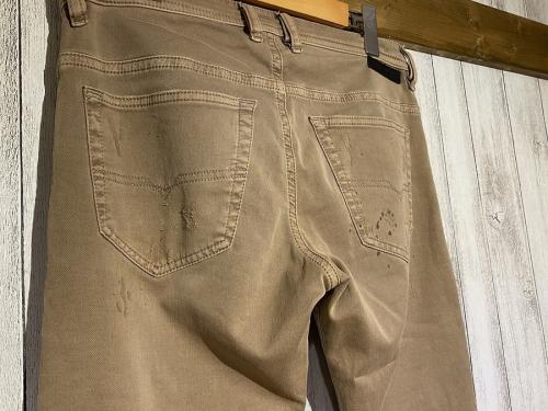 ディーゼルのTHOMMER CB JOGGJEANS