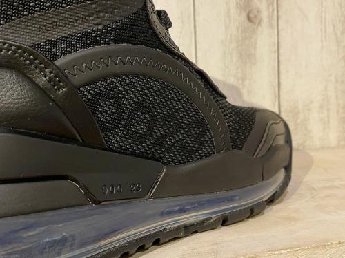 スニーカーのメンズ