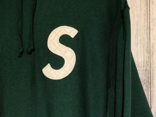 シュプリームのs logo hooded sweatshirt
