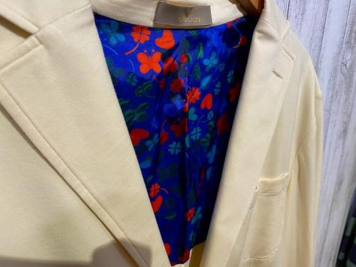 クルチアーニのジャケット