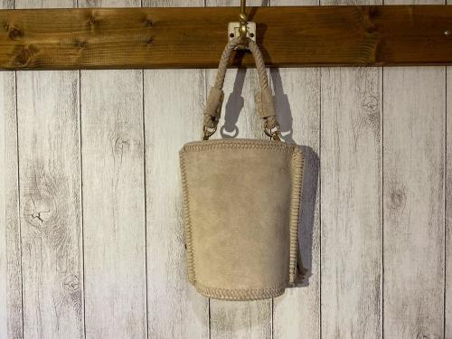 アリシアスタン×ソルティーエッセンスのバッグ