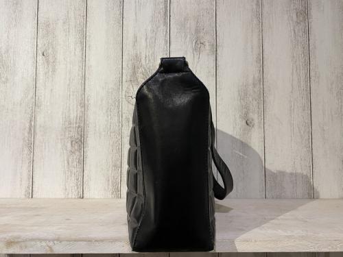 シャネルのハンドバッグ