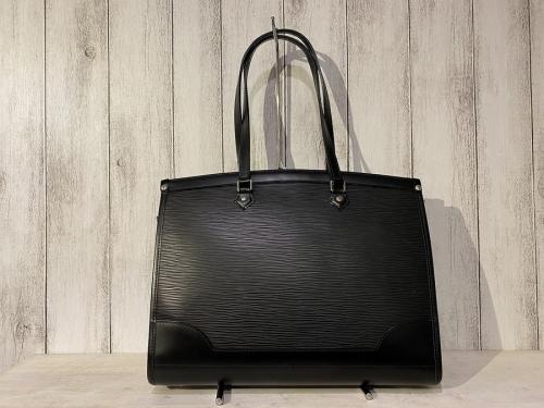 ルイ ヴィトン　のバッグ