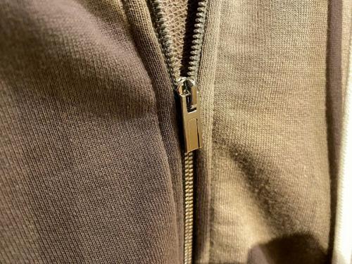 パーカーのメンズ