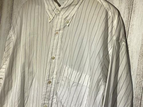 グラフペーパーのシャツ