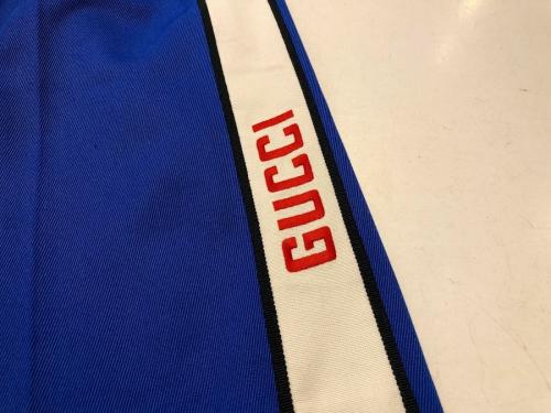 サイドラインパンツのメンズ