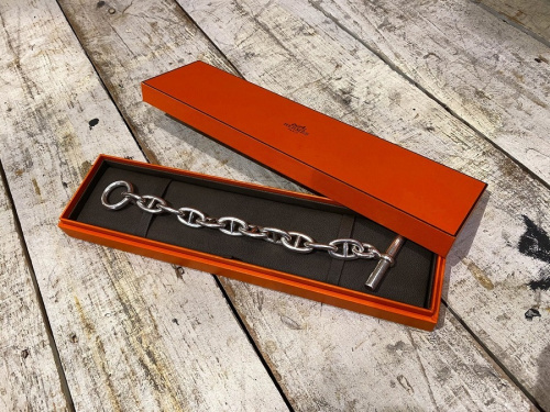 ラグジュアリーブランド