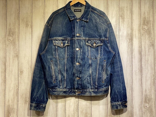 ラグジュアリーブランドのBALENCIAGA