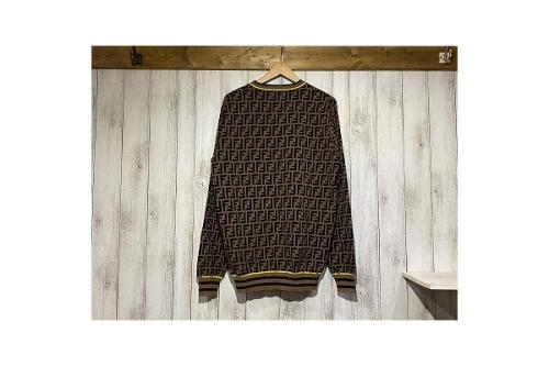 フェンディのニット