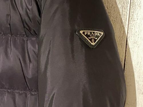 プラダのダウンジャケット