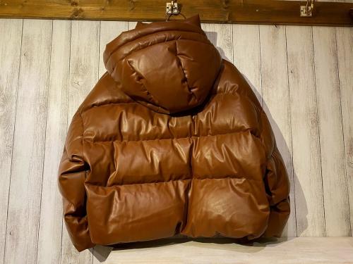 ダウンジャケットのレディース