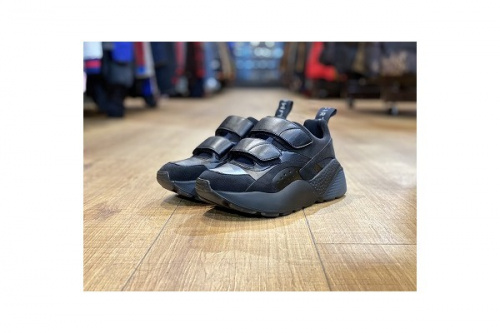 ストリートブランドのTHE NORTH FACE × SUPREME