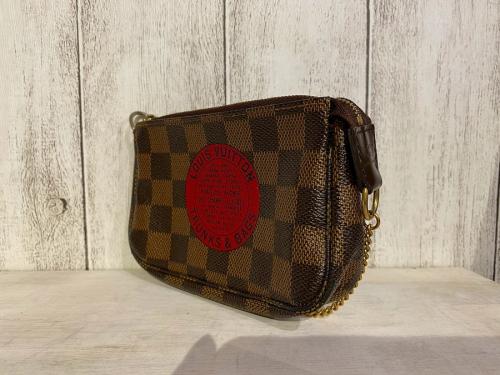 ルイ ヴィトン　の財布