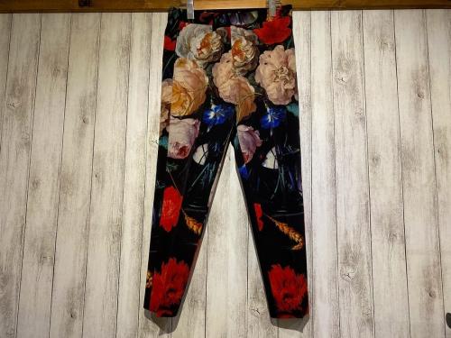 Paul Smith / ポールスミス】セットアップ MK.293104 入荷情報