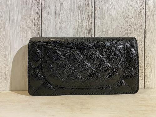 シャネルのウォレット