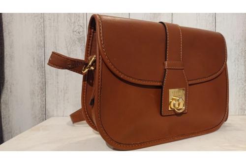 CELINEのセリーヌ