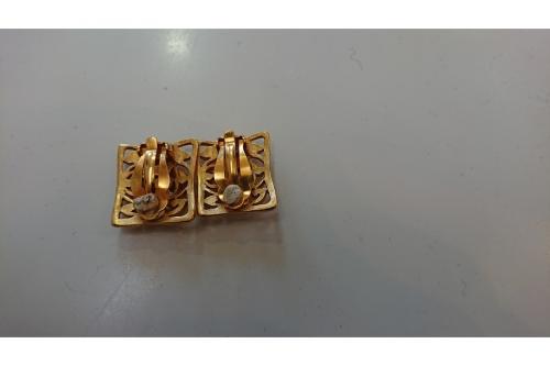 シャネルのココマークイヤリング