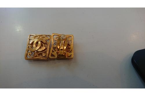 ココマークイヤリングの千葉 ブランド 買取