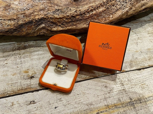 ラグジュアリーブランド