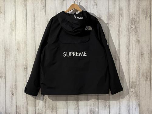 SUPREME × THE NORTH FACEのシュプリーム　×　ザノースフェイス