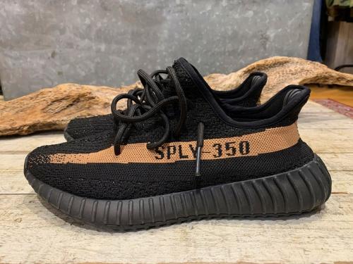 adidasのアディダス