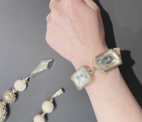 ブレスレットのヴィンテージ