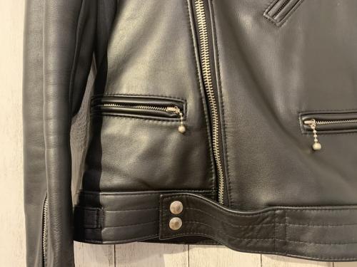 ルイスレザースのライダースジャケット