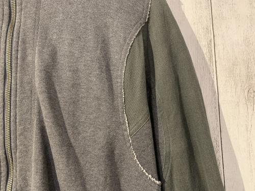 イッセイミヤケの再構築オーバージップパーカー