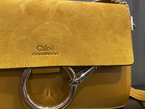 クロエのミニショルダーバッグ