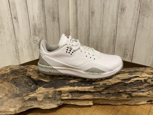 ナイキのJORDAN ADG 3 GOLF