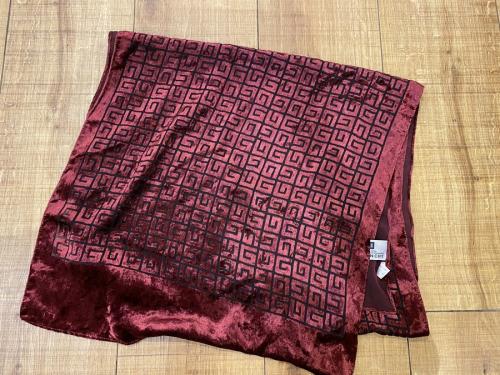 ジバンシーのGロゴジャガードベロアストール