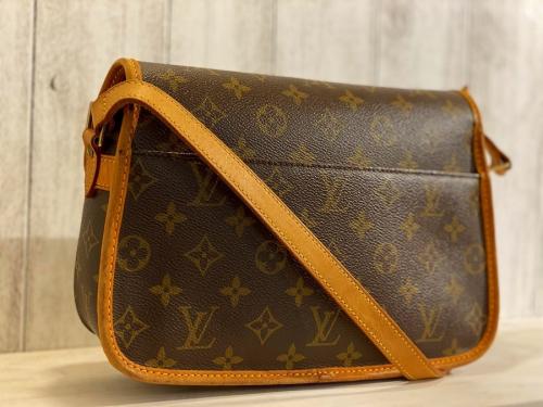 LOUIS VUITTONのルイヴィトン