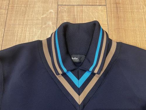 カラーのスウェット