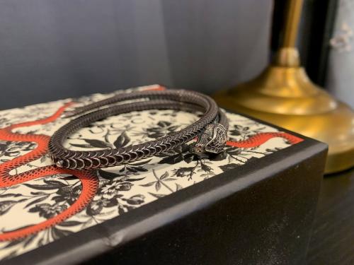 シルバースネークブレスレットの千葉 ブランド 買取