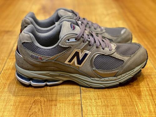 NEW BALANCEのニューバランス