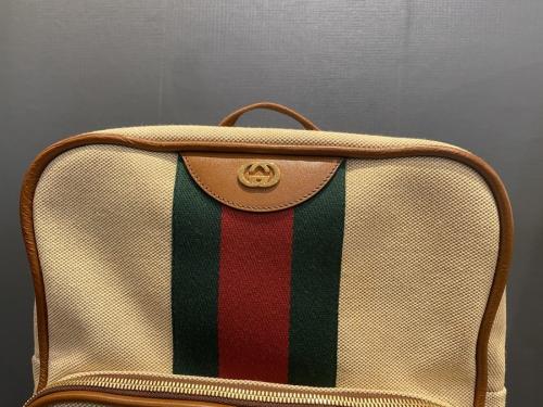 グッチのヴィンテージキャンバス バックパック