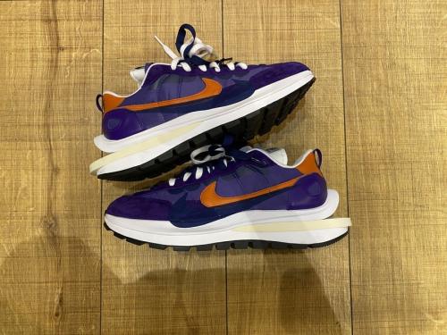 ナイキ×サカイのローカットスニーカー