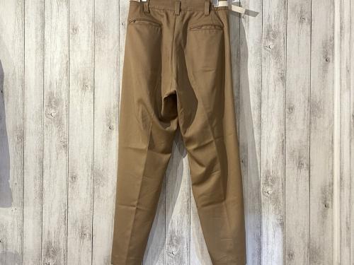 バイエイチのパンツ