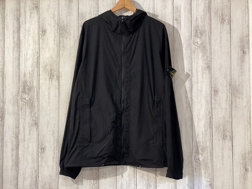 インポートブランドのSTONE ISLAND