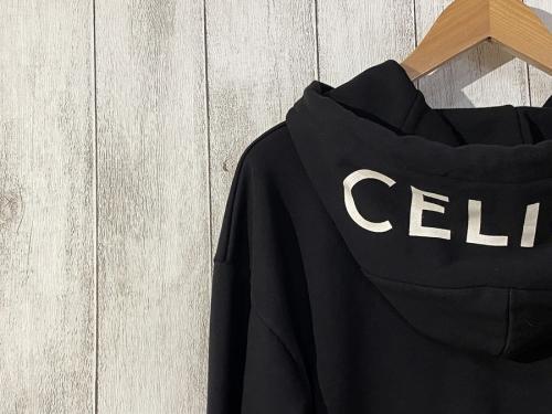 セリーヌのジップパーカー