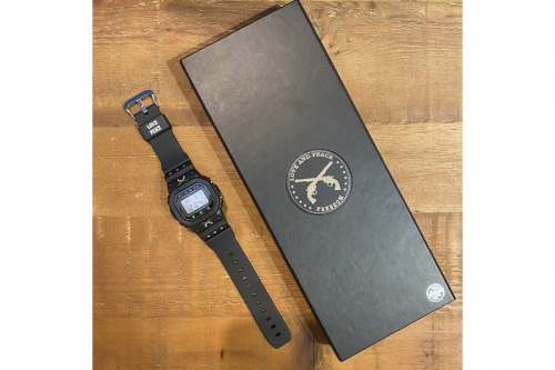 コラボ・別注アイテムのCASIO