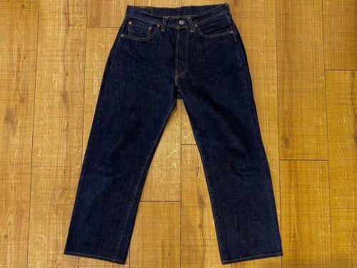 デニムパンツ　のバレンシア製