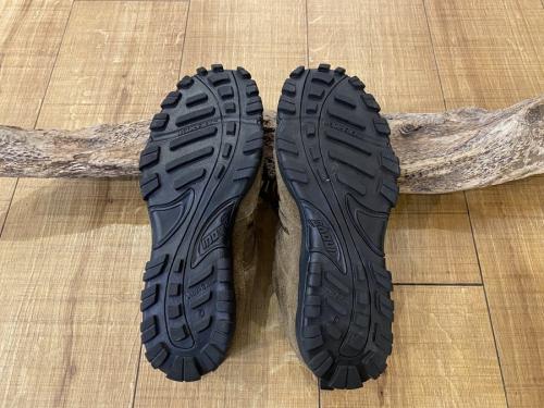 inov-8 for pilgrim surf+supplyのイノヴェイトフォーピルグリムサーフ+サプライ