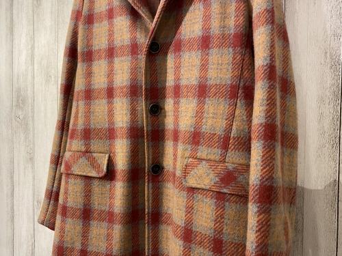 バークのチェックロングコート