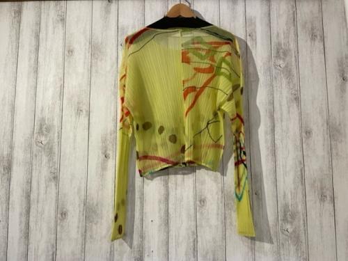 プリーツプリーズのﾌﾟﾘｰﾂﾃﾞｻﾞｲﾝｶｰﾃﾞｨｶﾞﾝ