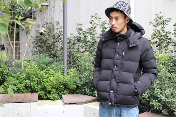 美品 MONCLER モンクレール ARC GIUBBOTTO ダウンジャケット 究極のシンプル[2015.11.20発行]｜トレファクスタイル調布店｜洋服