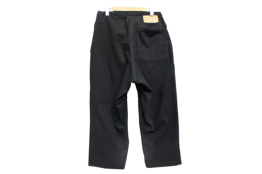 日本のパンツ専業ブランド！？TUKI(ツキ) TYPE3 OVER DYE DNIM入荷