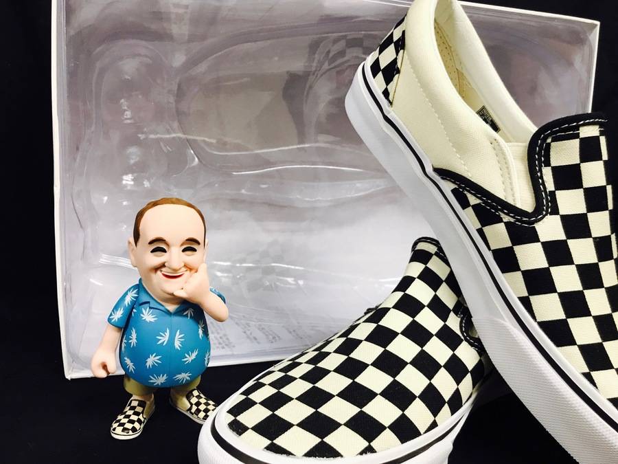 ブランド創業50周年モデル入荷】 「VANS(バンズ